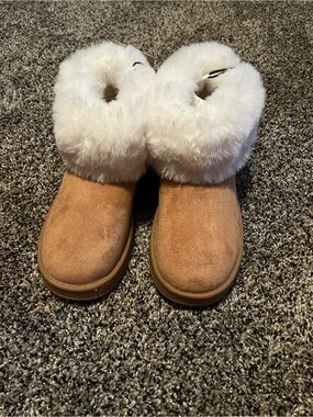 Thereabouts girls shoes
